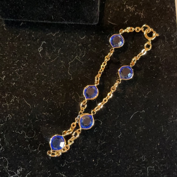 Avon (1990) Vintage Elegant Expressions Blue/ Gold-tone 7” bracelet - Picture 3 of 5